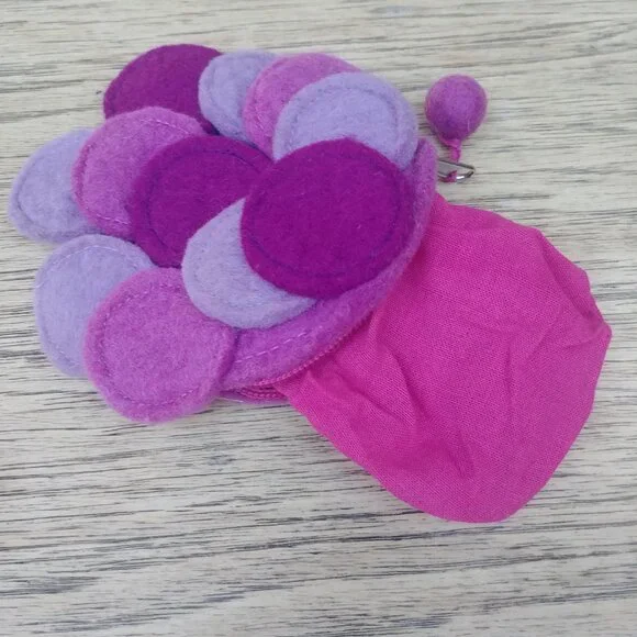 Handmade purple wool felt pouch wallet coin purse - Picture 9 of 11
